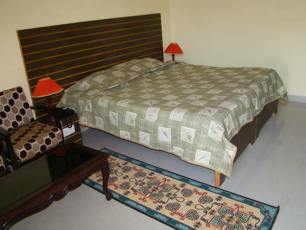 Munish Resorts Mandi Phòng bức ảnh